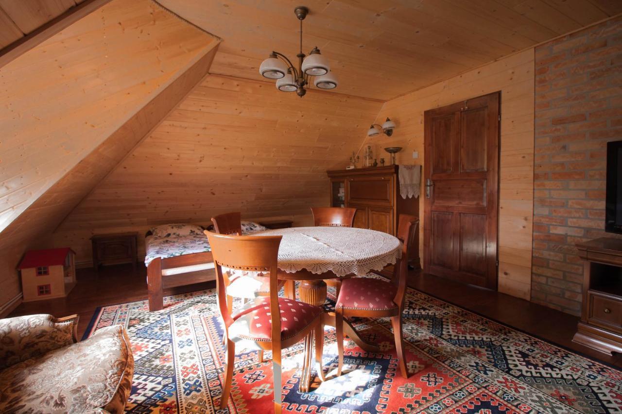 Holiday House Folwark Jelen Poniklica Экстерьер фото