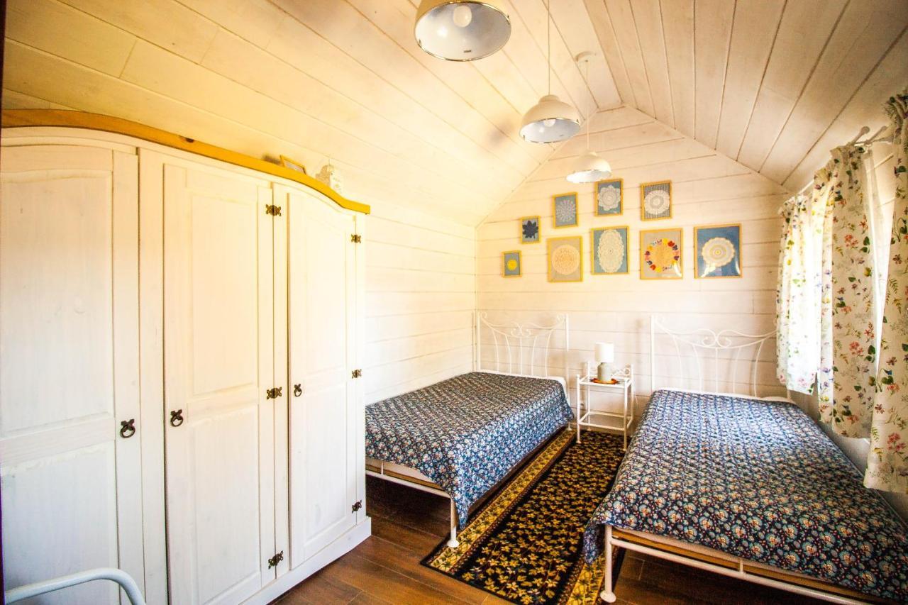 Holiday House Folwark Jelen Poniklica Экстерьер фото